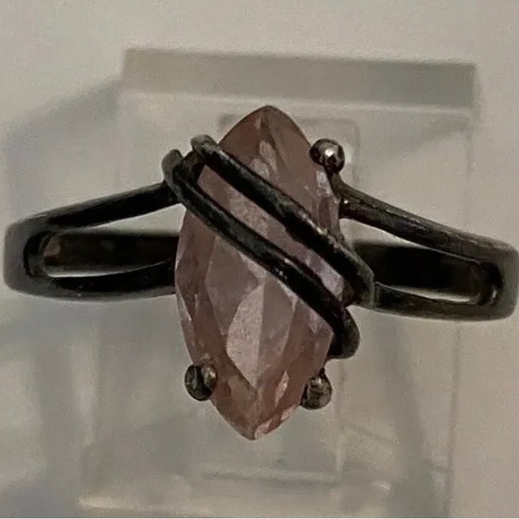 Sterling Silver Pink Gemstone on 925 silver. Size 7 Preloved. Good condition. - Picture 3 of 5